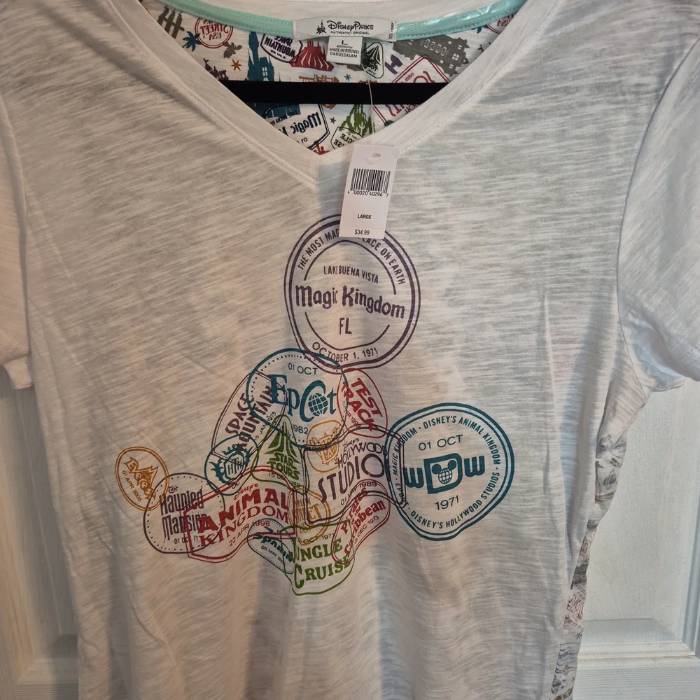 Women's Disney Magic Kingdom Florida T Shirt - Picture 3 of 4